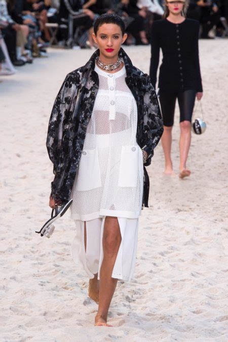 chanel summer 2019 cardigan|chanel runway fashion.